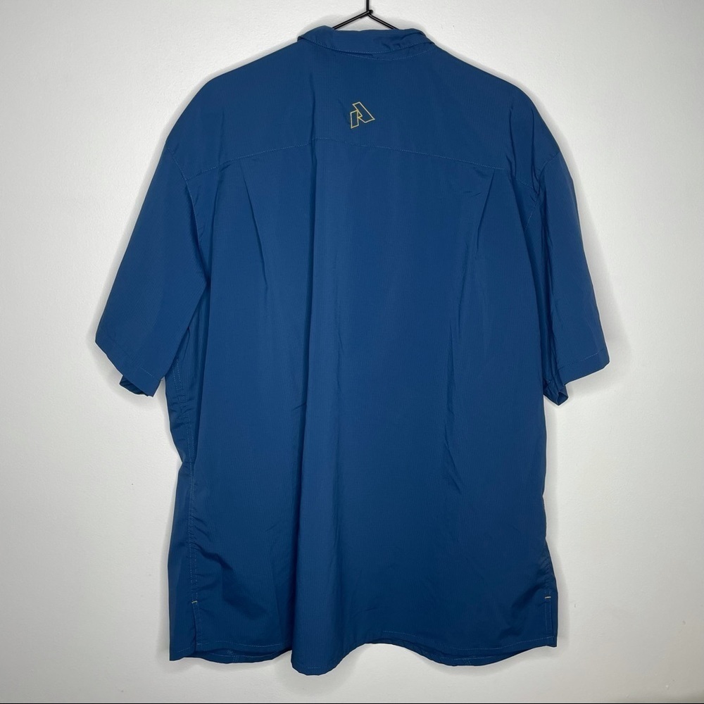 First Ascent Active Short Sleeve Button Down Mens - Picture 4 of 5
